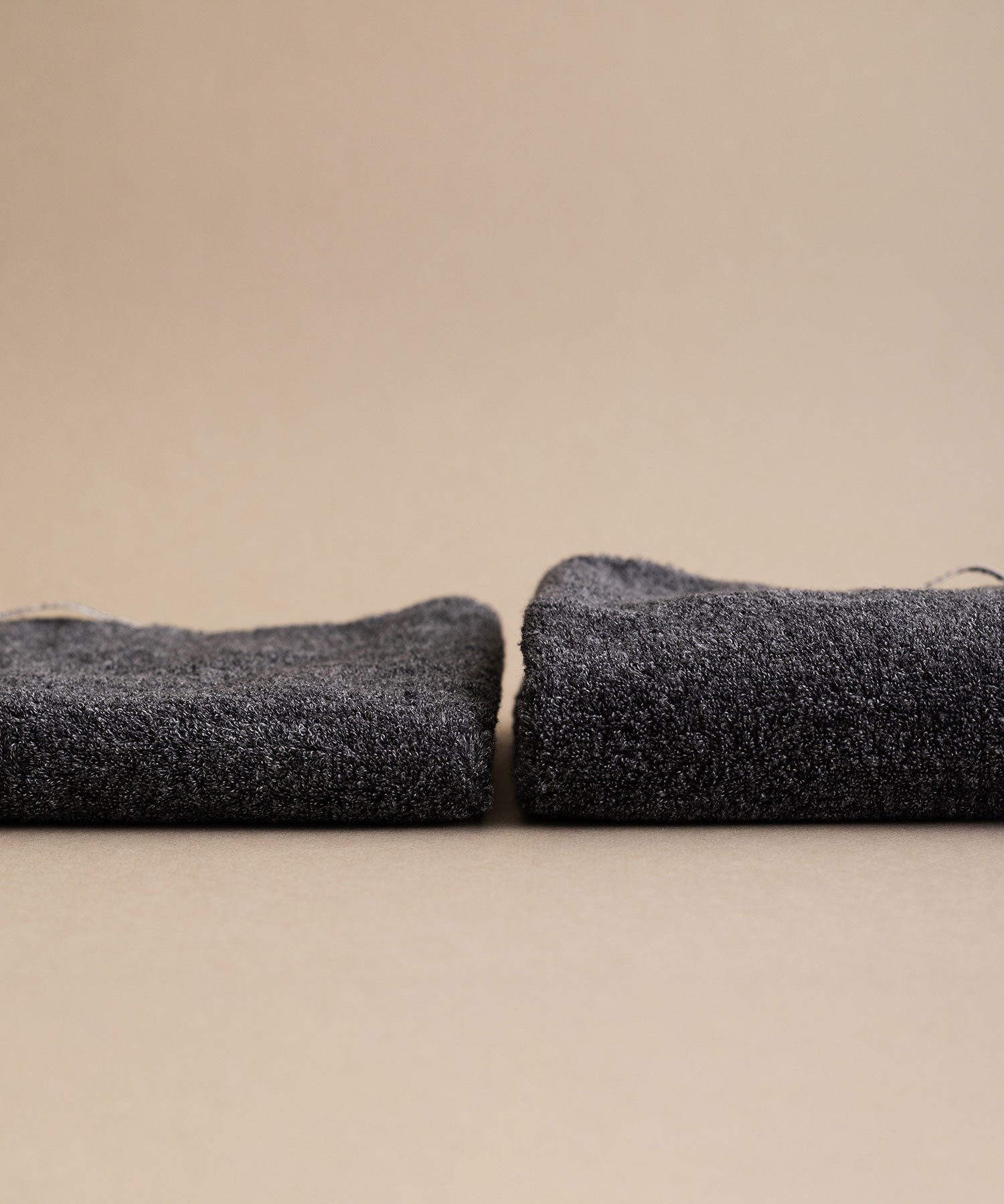 左 洗濯前　　右 洗濯後