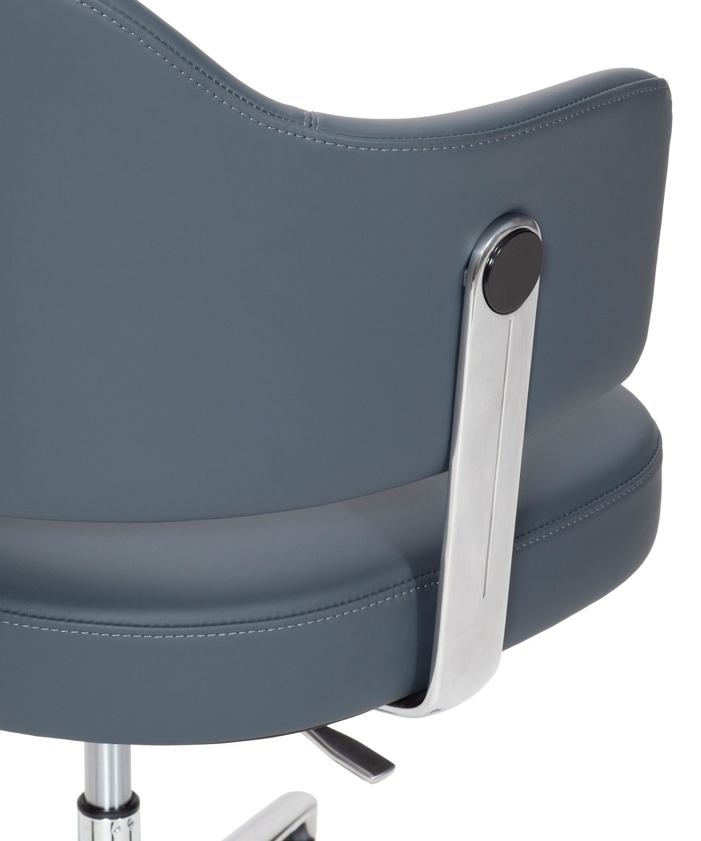 NOG CASTER CHAIR