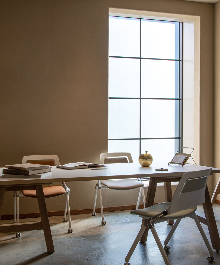 coco　LIVIT ULTRA スタッキングチェア　ホワイト coco LIVIT ULTRA スタッキングチェア ホワイト coco LIVIT