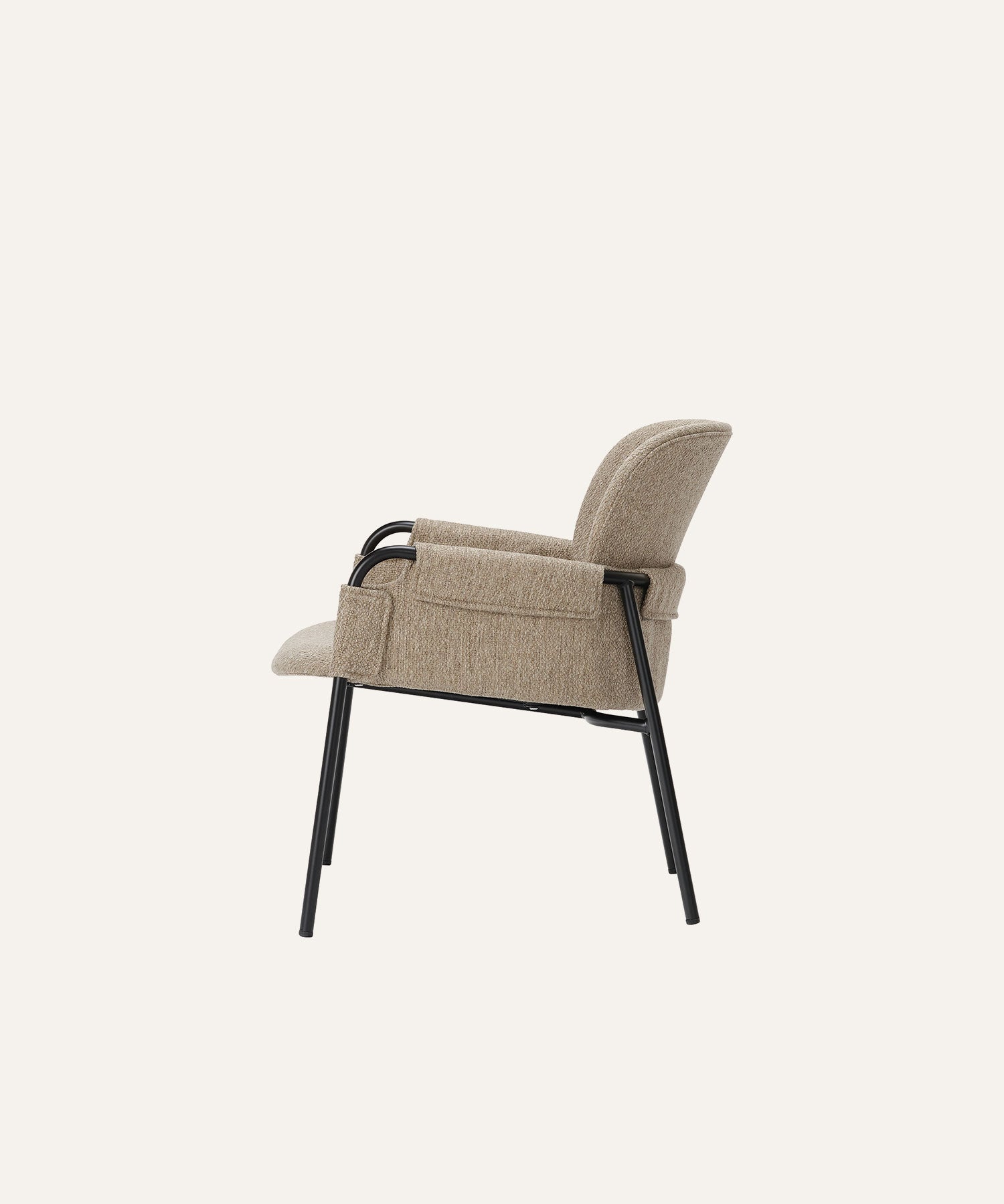 MAYUKU LOUNGE CHAIR