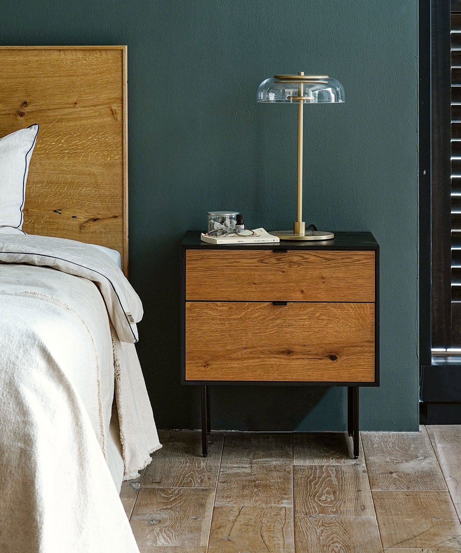 ESTRIA BEDSIDE TABLE