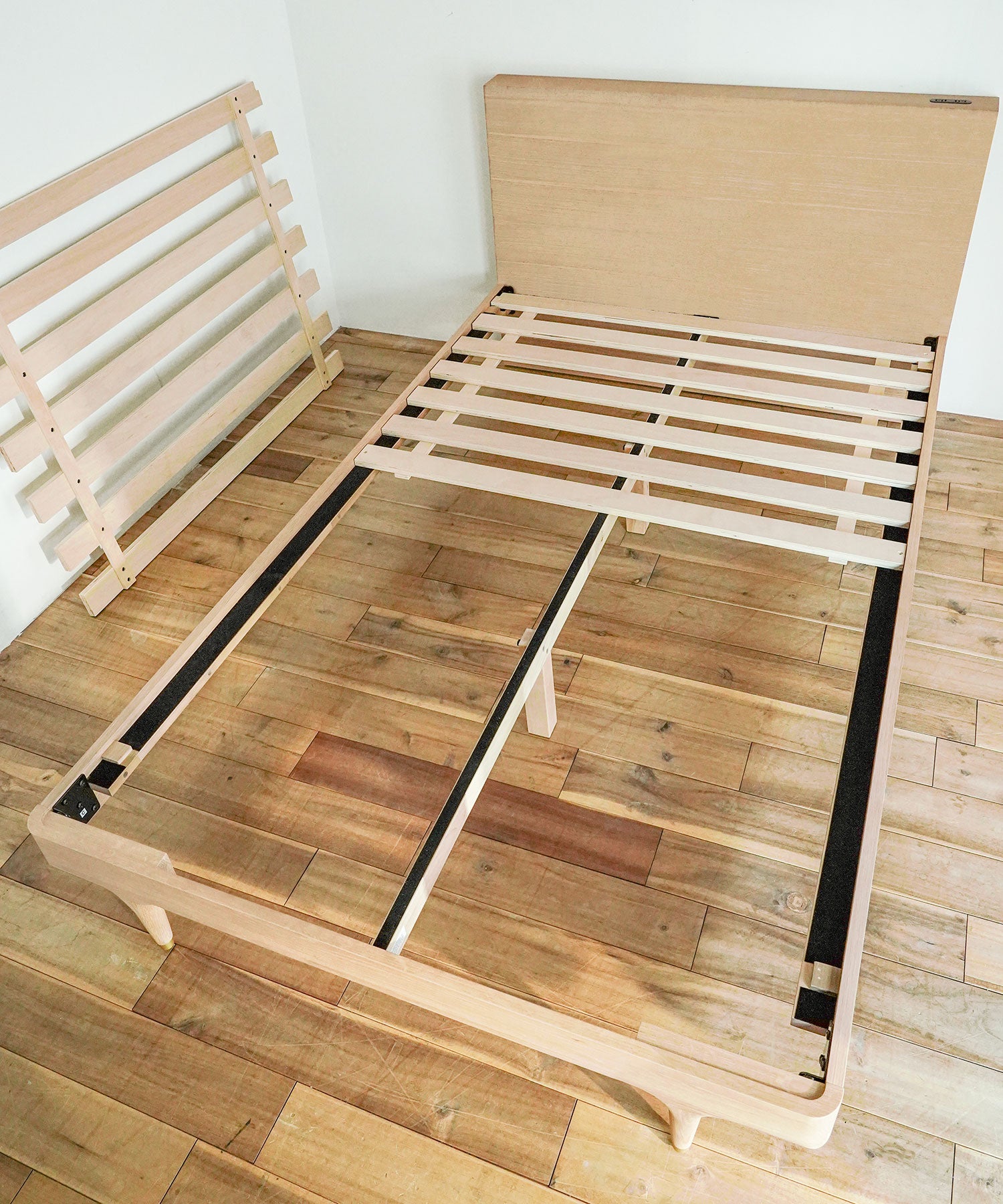 すのこ板に変更したことにより、組み立て・分解も簡単になりました。