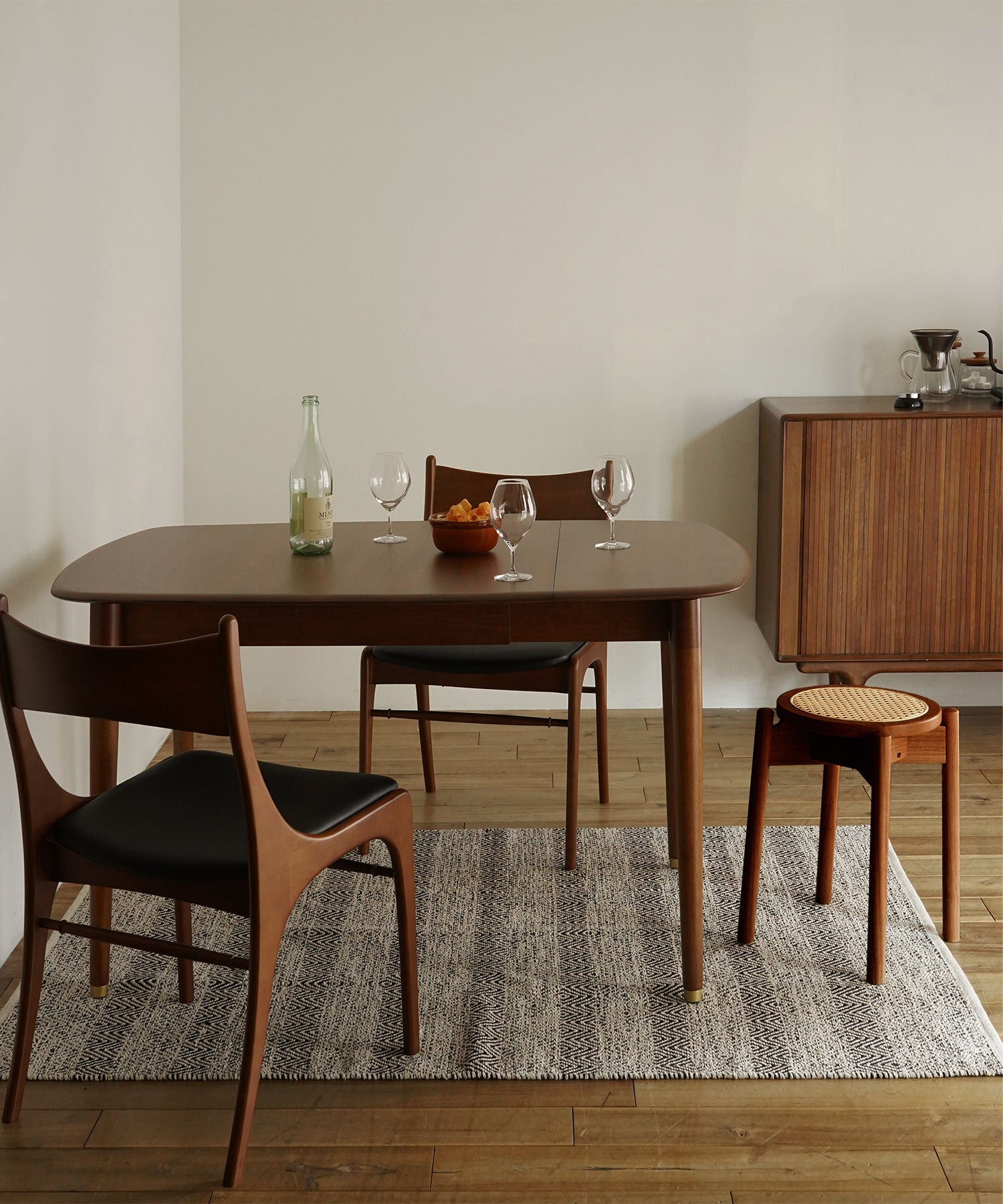 JULIE BUTTERFLY DINING TABLE