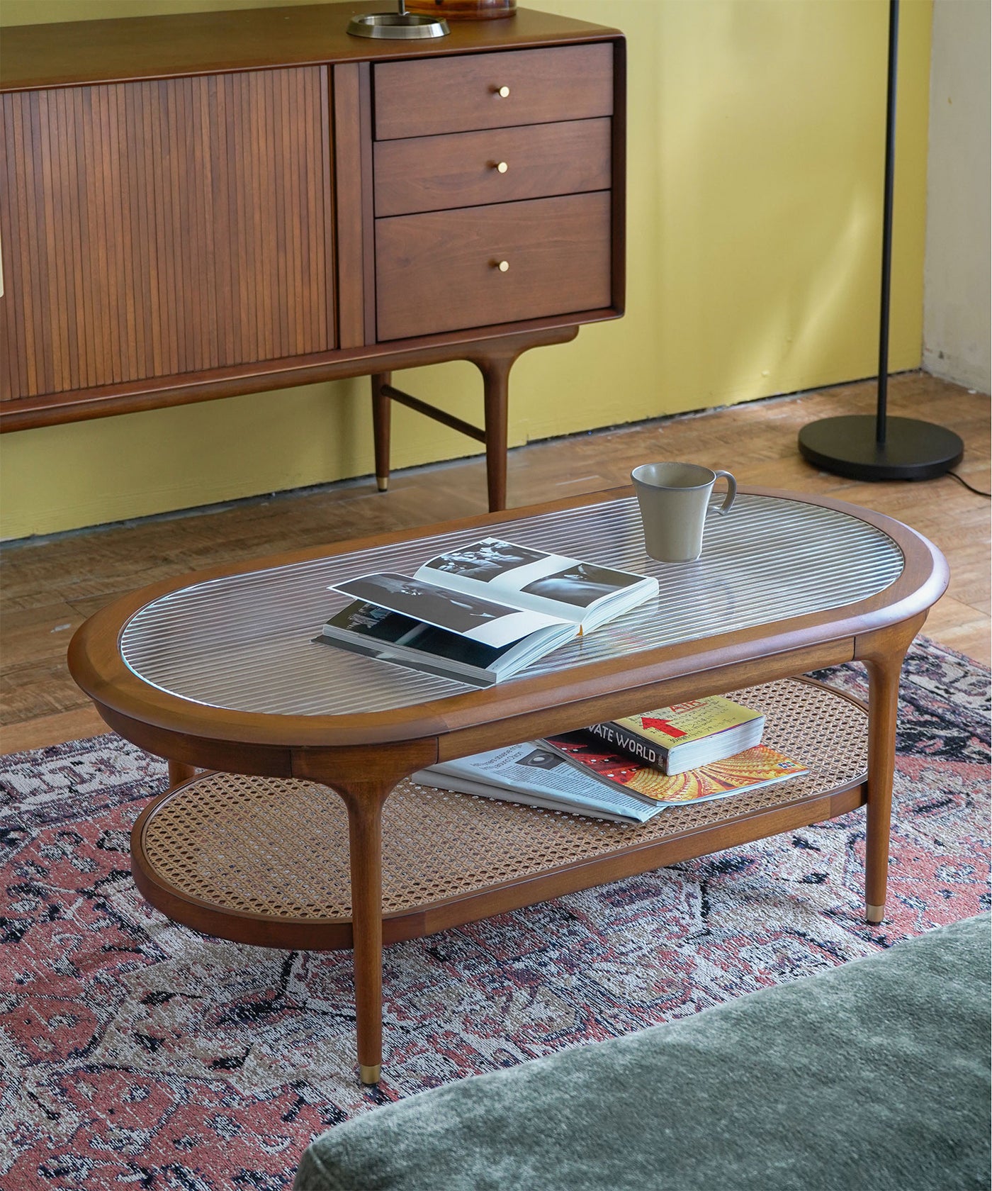 JULIE ジュリーグラスオーバルコーヒーテーブル - 北欧ヴィンテージの