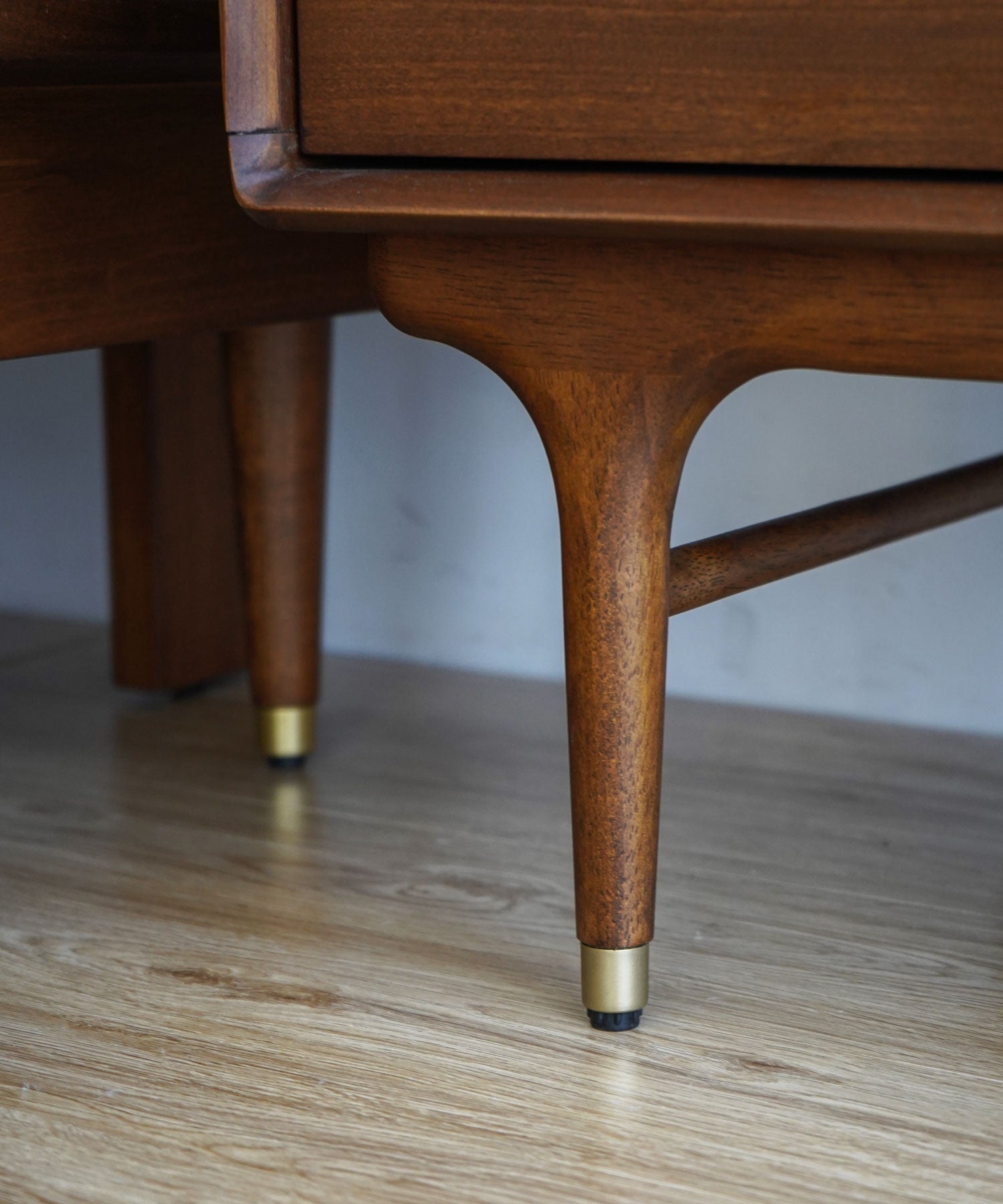 細部まで丸みを持たせた、柔らかいデザイン。