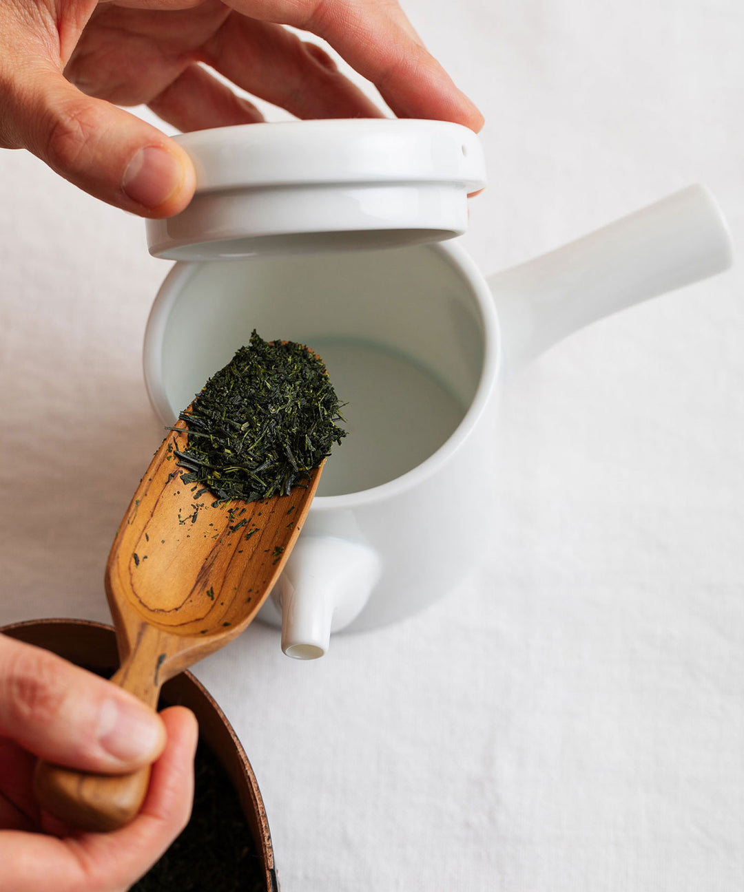 古白磁 急須 – TIMELESS COMFORT