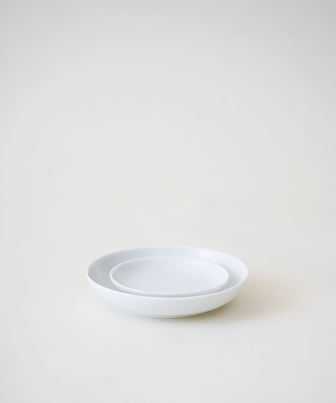 【柳宗理（やなぎそうり）】 古白磁 3.5寸 豆皿