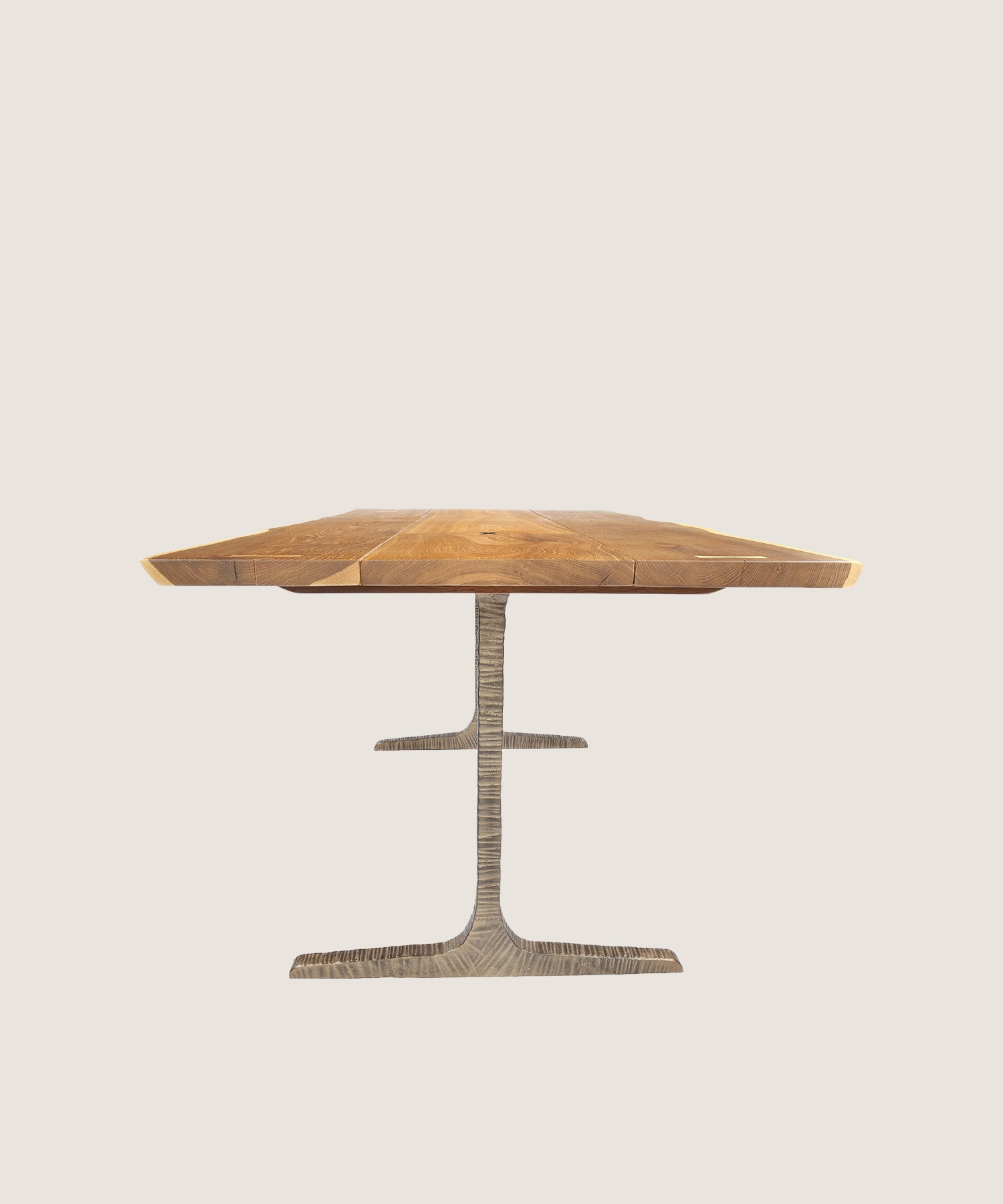 TLEG DINING TABLE