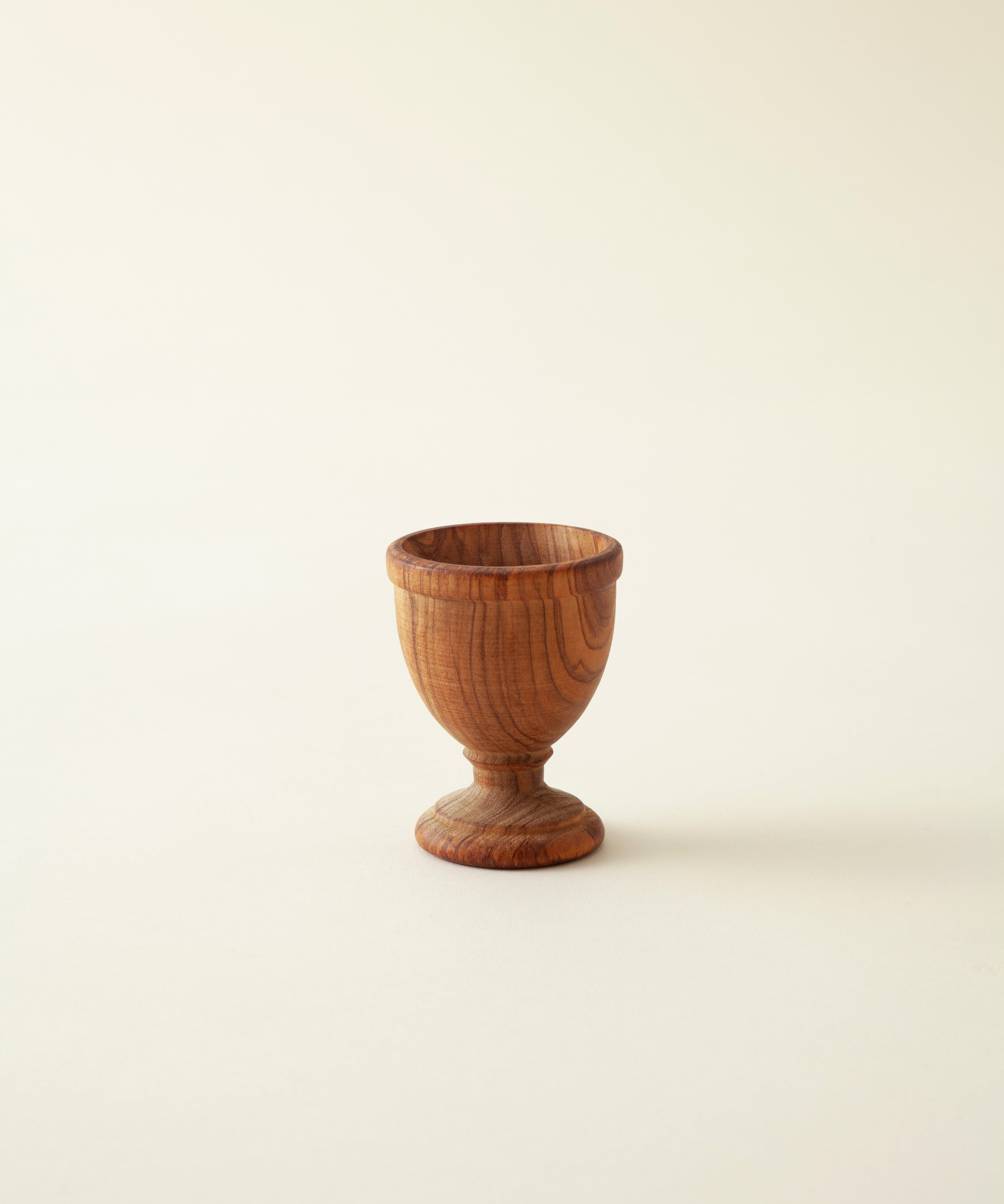 エッグスタンド