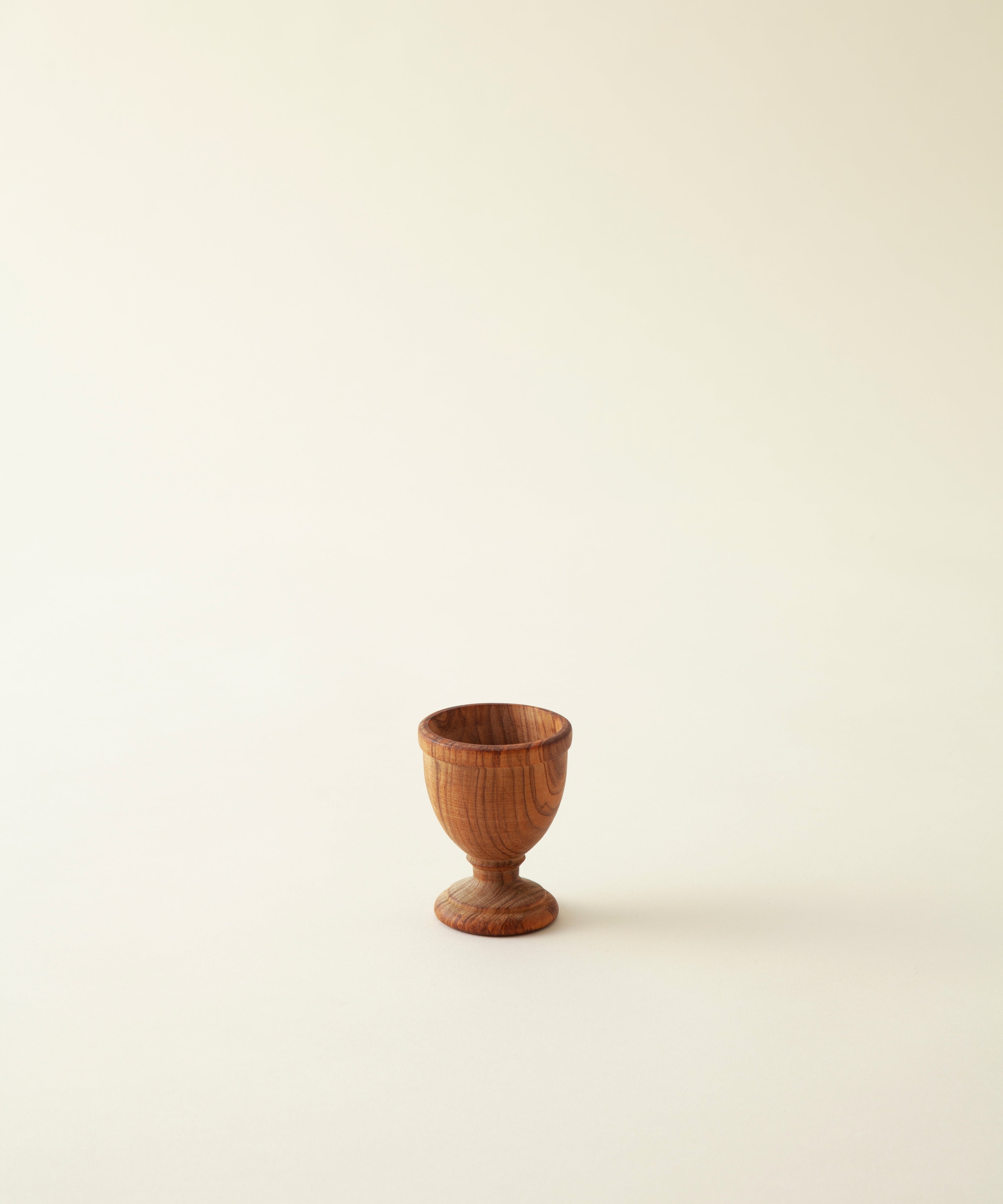 エッグスタンド