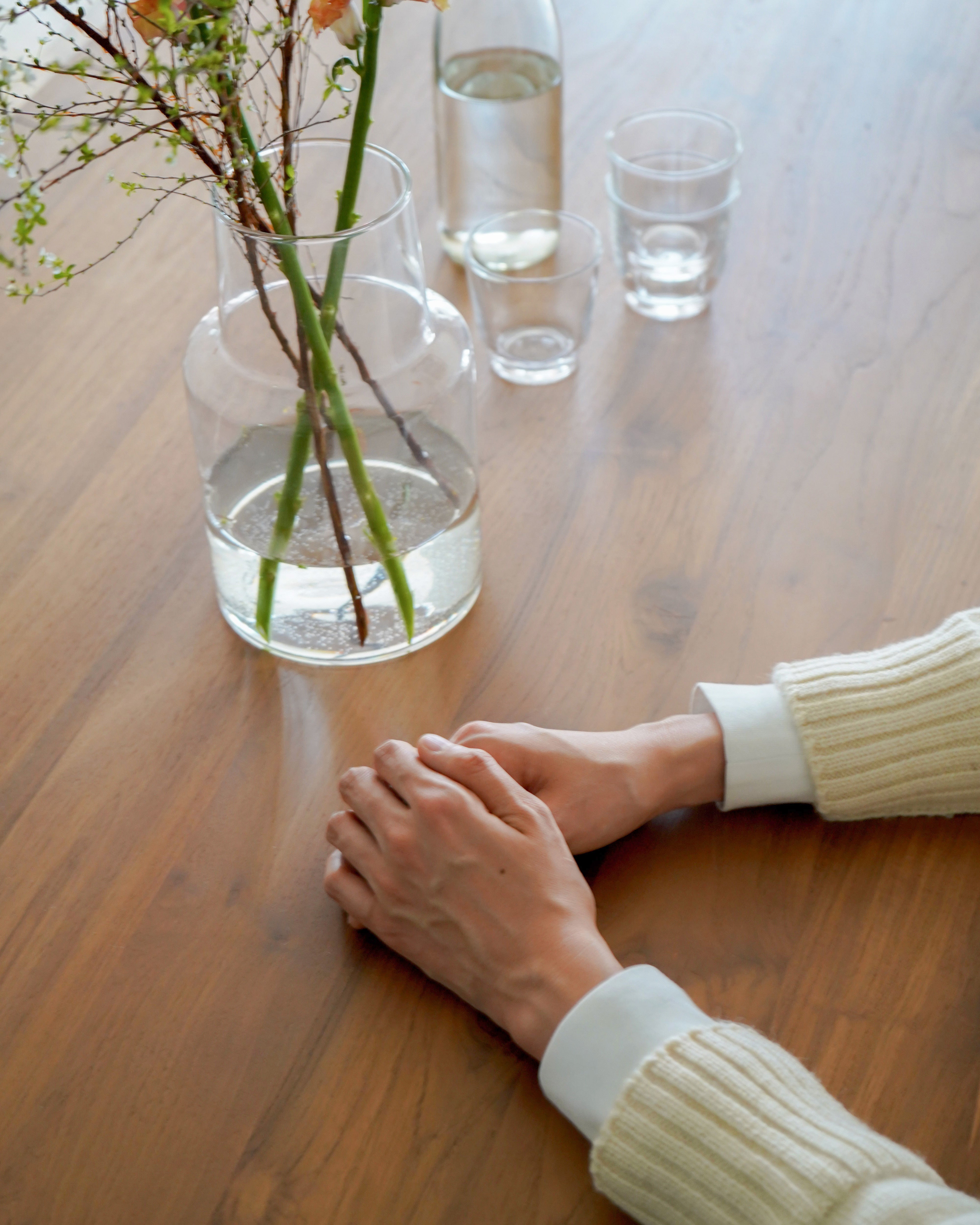 GENESIS 1800 DINING TABLE