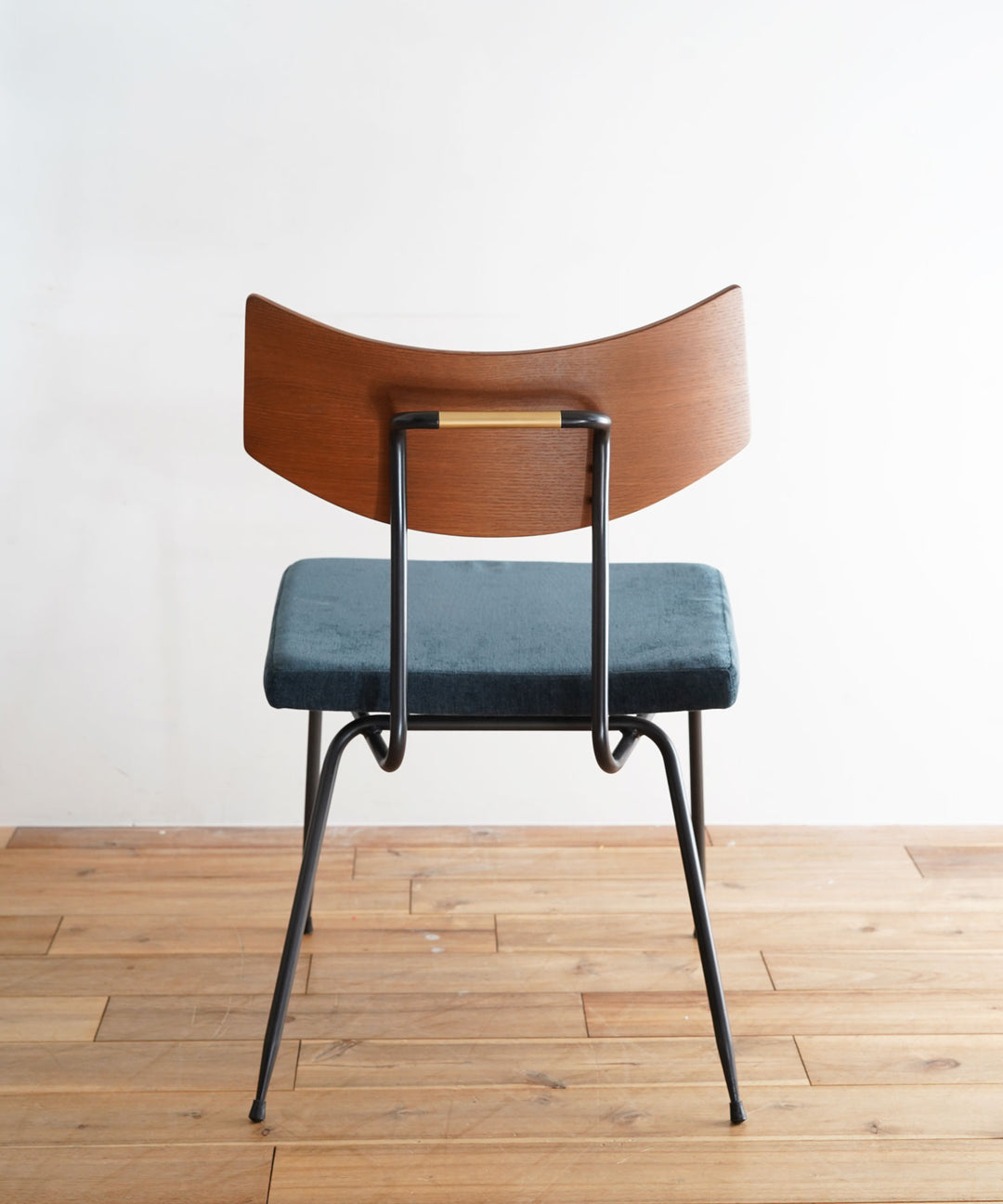 SQUARE ROOTS スクエアルーツ アームレスチェア SOLI F065 SQUARE ROOTS SOLI ARM CHAIR / スクエアルーツ ソリ アーム