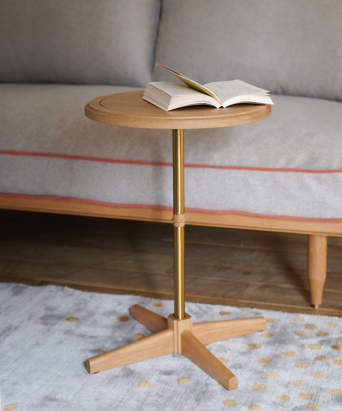 LIEN ROUND SIDE TABLE