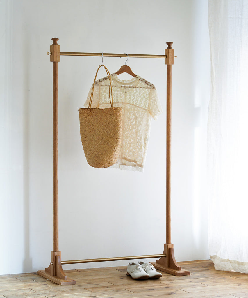 carts 　 cruxe / エクリュクス　ハンガーラック　最終価格‼️ ecruxe（エクリュクス）LIEN COAT HANGER RACK OAK – TIMELESS