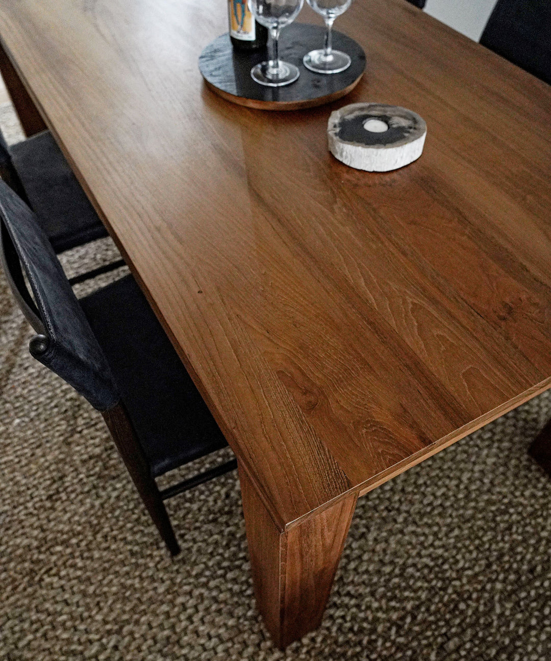 dareels（ダリールズ）GENESIS 180 DINING TABLE ダイニングテーブル