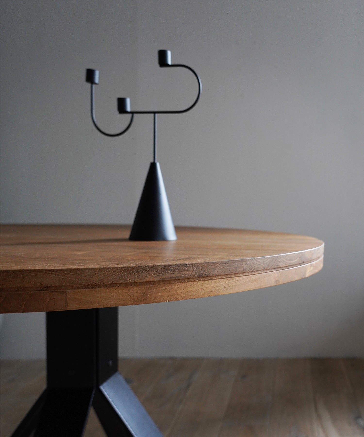 NEW JATI CIRCLE 1100 DINING TABLE