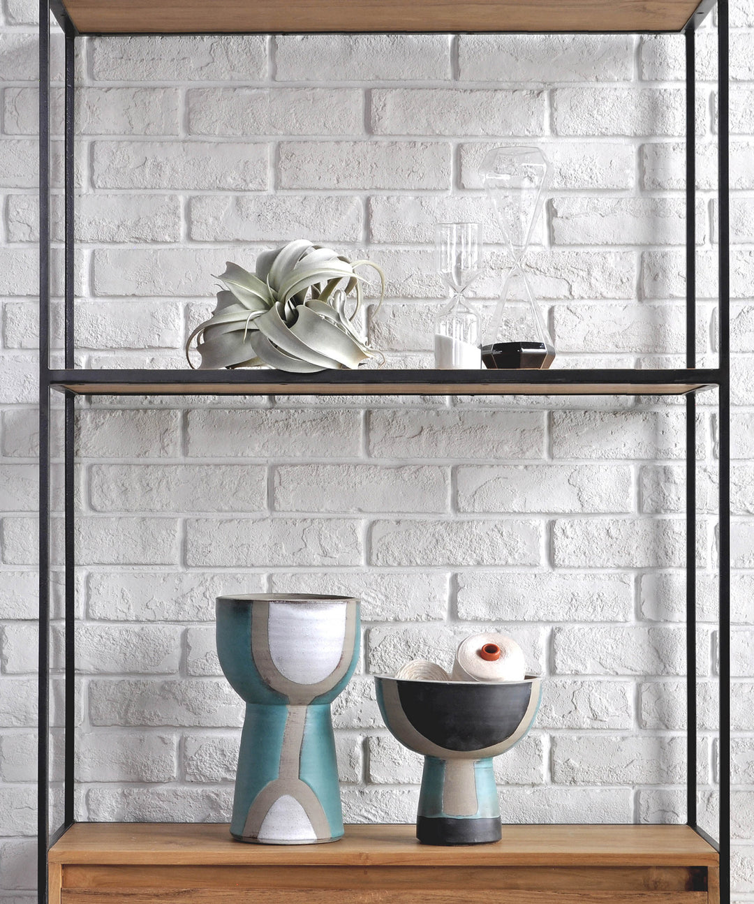 TOTEM DRAWER SHELF – TIMELESS COMFORT