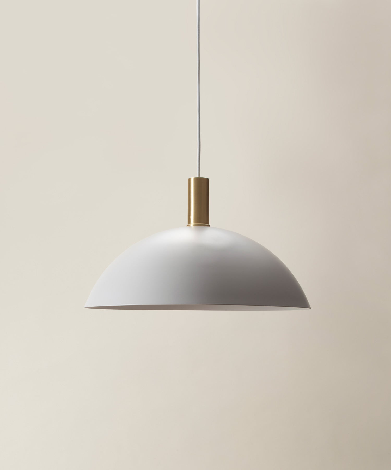 ēcruxe（エクリュクス）ARCH PENDANT LAMP – TIMELESS COMFORT