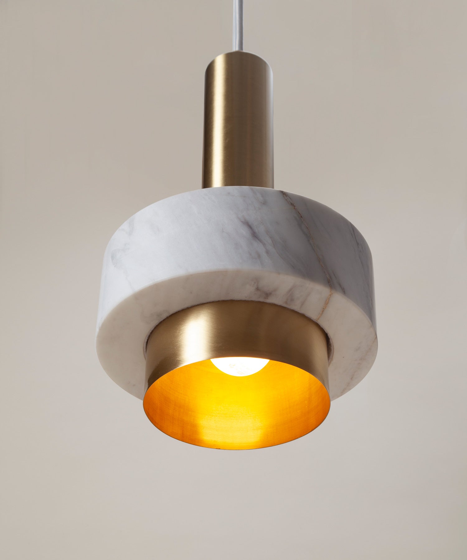 ecruxe(エクリュクス)MARBRING PENDANT LAMP – TIMELESS COMFORT ecruxe(エクリュクス)MARBRING PENDANT LAMP – TIMELESS COMFORT