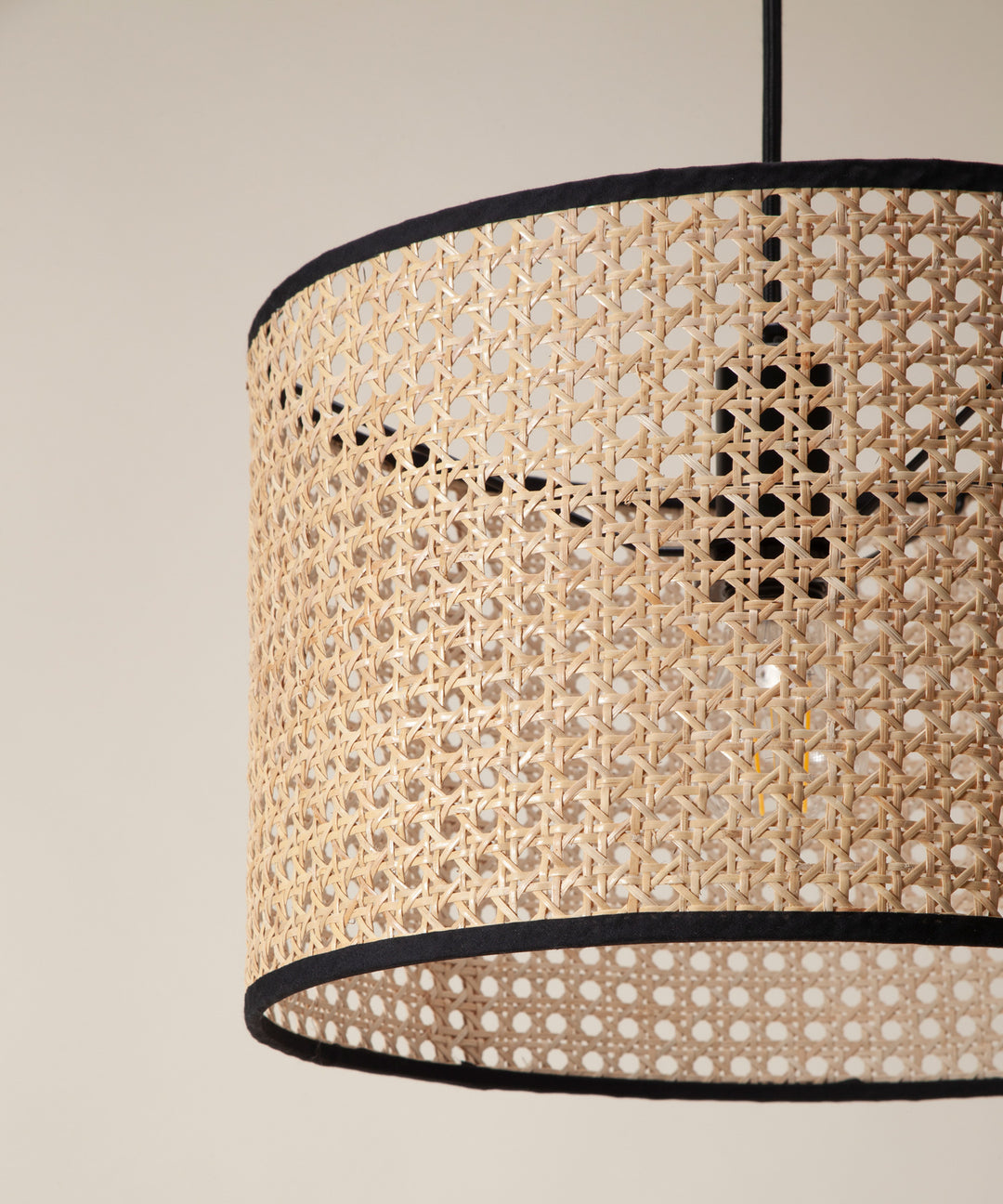 ecruxe（エクリュクス）HEMMING PENDANT LAMP – TIMELESS COMFORT