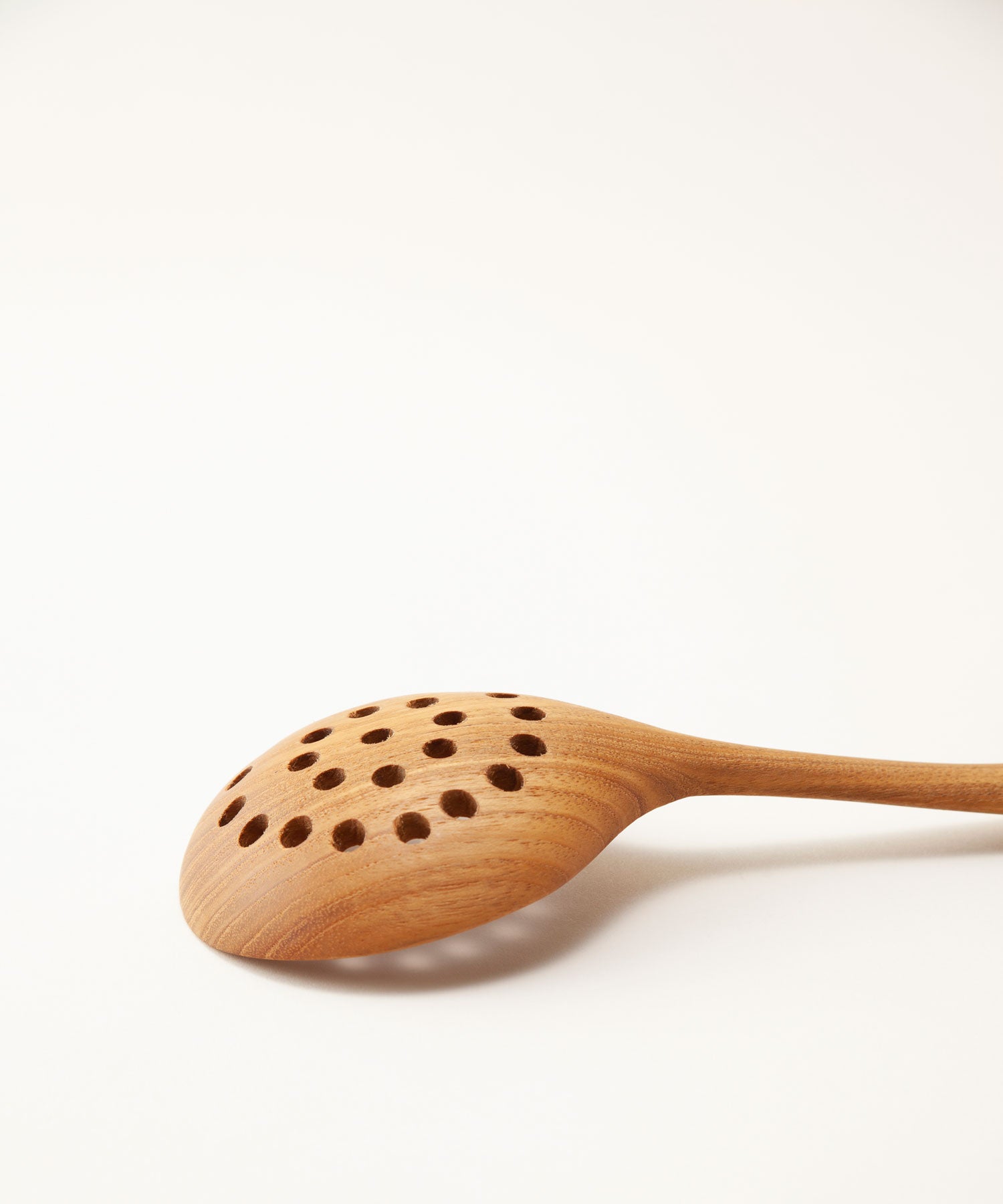 チーク穴付きレードル